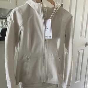 Lululemon Cross Chill performance Jacket
